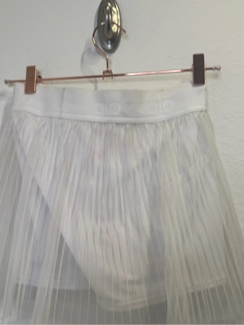 ALO Yoga White Pleated Tulle Mini Skirt